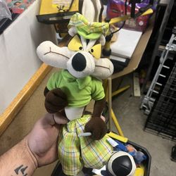 Vintage Wiley Coyote Golfing Plush