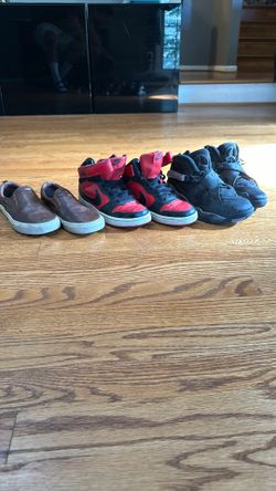 Kids Shoes (Size 3, Size 3.5, Size 4)
