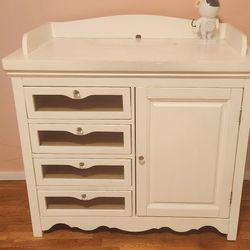 Changing Table/dresser
