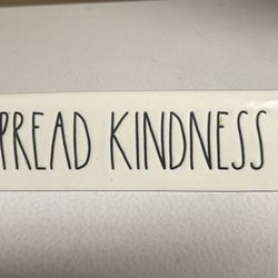 "Spread kindness" ceramic decor 