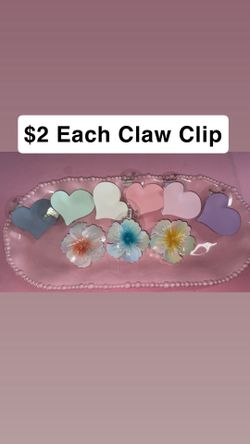 Claw clips $2 each