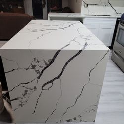 Kitchen & bath countertops (granite, marble, quartz) estimados 100% gratis  