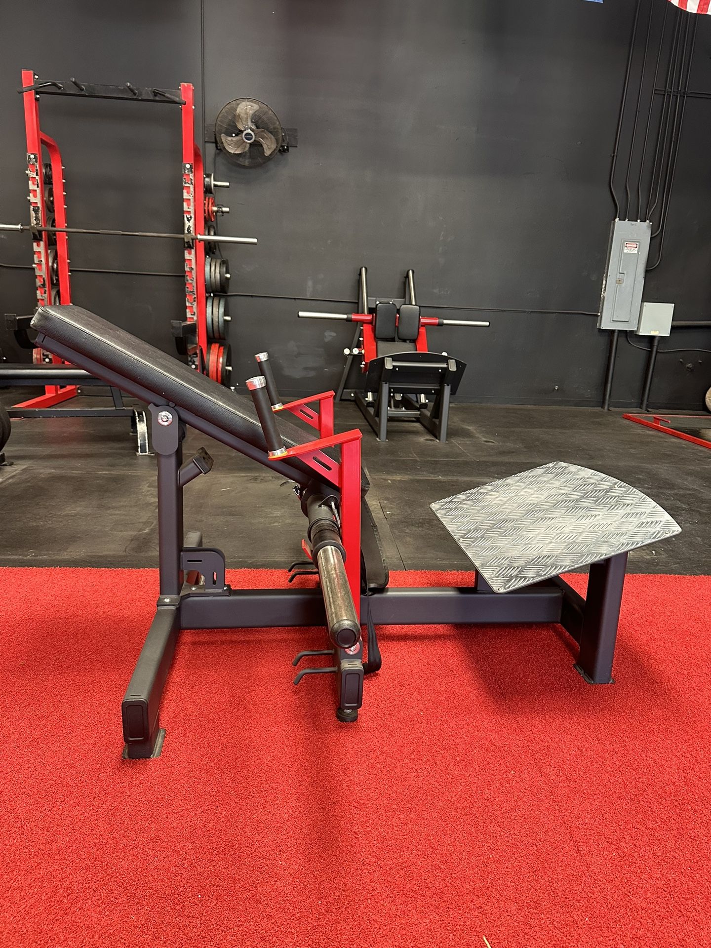 Hip Thrust Glute Machine 