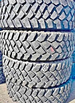 255 75 17 Firestone tires Con 80% de Vida Las 4