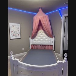 Full Size, Mattress Foundation, Low Profile, 5 Inch, Clean