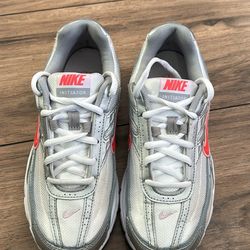 Nike Shoes 