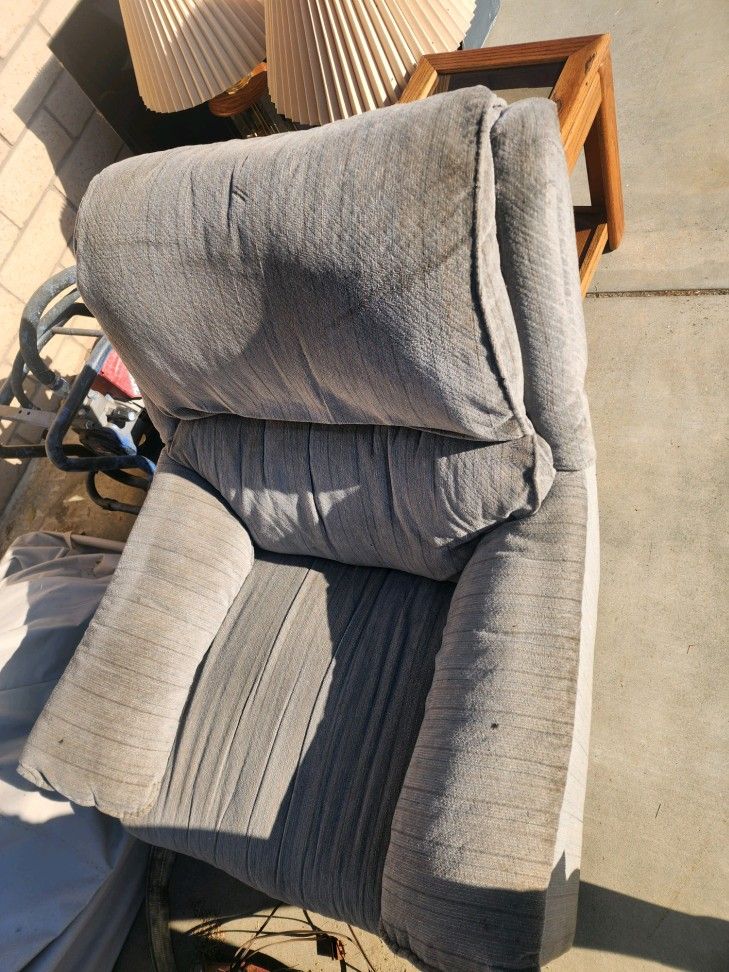 Free To First Come Furniture Hide Bed for Sale in Hemet, CA OfferUp