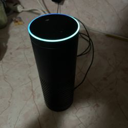 Echo Plus with built-in Hub –1st Generation- Black