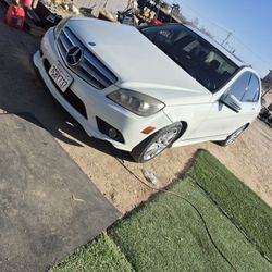 2010 Mercedes C300 