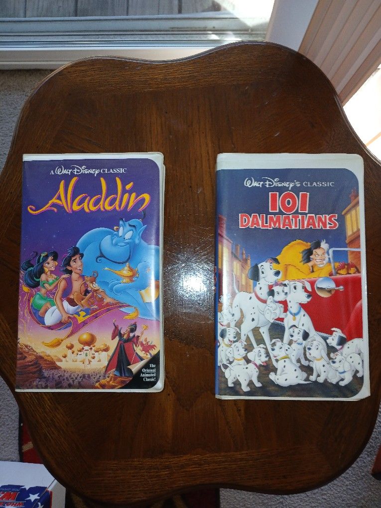 7 DISNEY VHS MOVIES