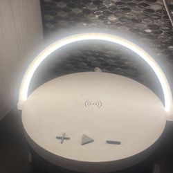 Lamp/Bluetooth/ Charging Pad 