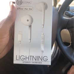 Lightning Stereo iPhone Earbuds 