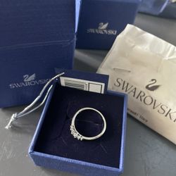 Swarovski Ring