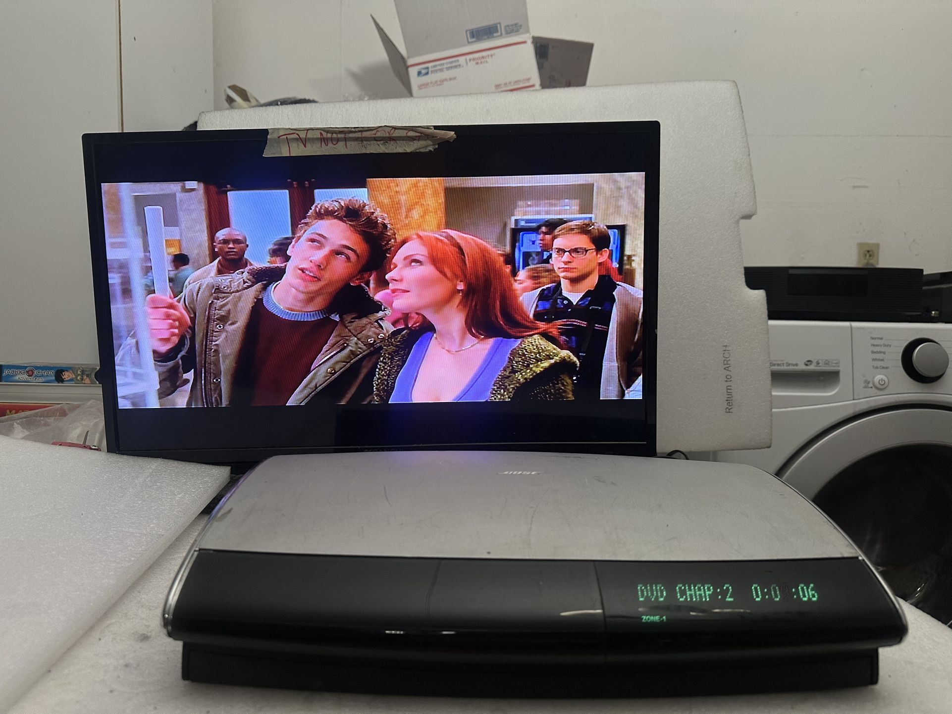 Bose Lifestyle 28 AV28 Media Center DVD/CD Player AM/FM Radio AUX And Bose Power Supply