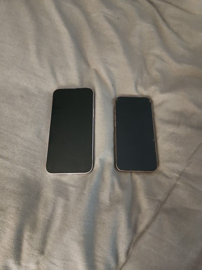 $300 2 FRESH IPHONES (IPHONE 13 PRO AND IPHONE 14 PLUS) Both Locked Locked π