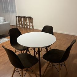 Dining Table Kitchen Table Set 4 Chairs Free Delivery 5 Miles 
