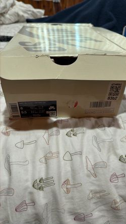 Nike sb powerpuff girls blossom
