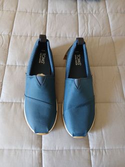 Tom's Mens Shoes Size 13