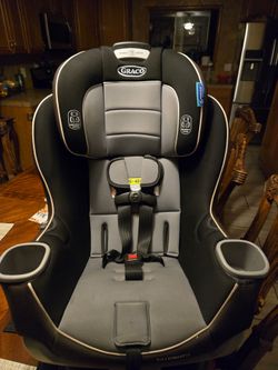 Graco toddler carseat