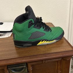 Jordan 5 Oregon Size 9