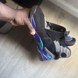 Aqua 8s