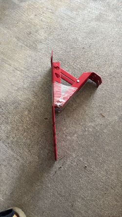 a Qualcraft Model 2500 Adjustable Roofing Bracket