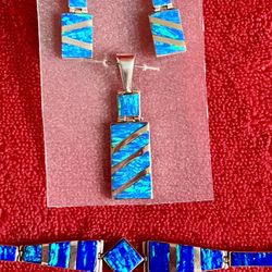 MEXICO OPAL INLAY 950 STERLING SILVER PENDANT EARRINGS BRACELET SET ‼️ A GIFT - NEVER BEEN USED ‼️ More VINTAGE - RARE & DESIGNER Items Here ....