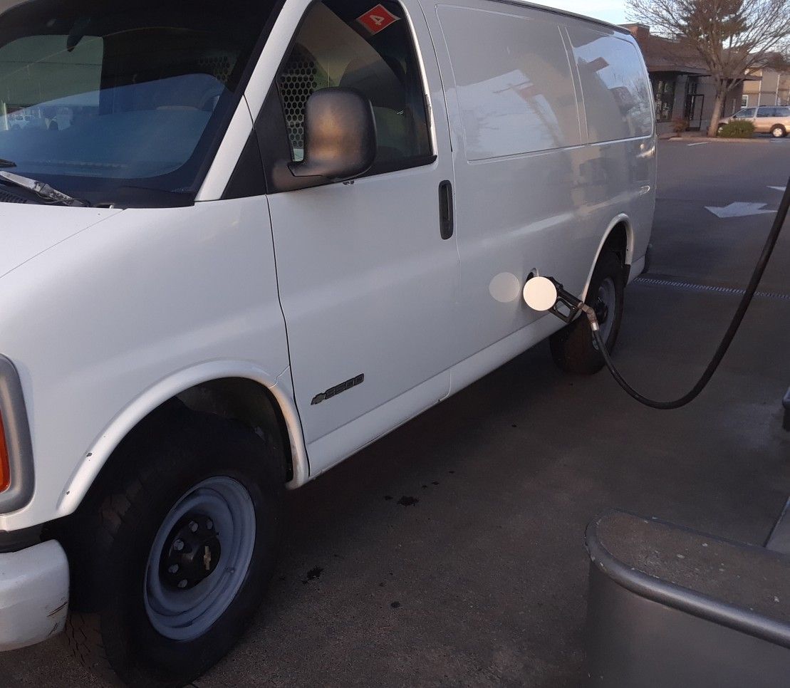 2000 Chevrolet Express