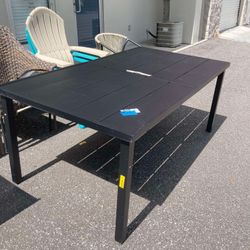 Outdoor Patio Table