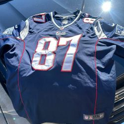 XXXL Gronk Jersey On Field