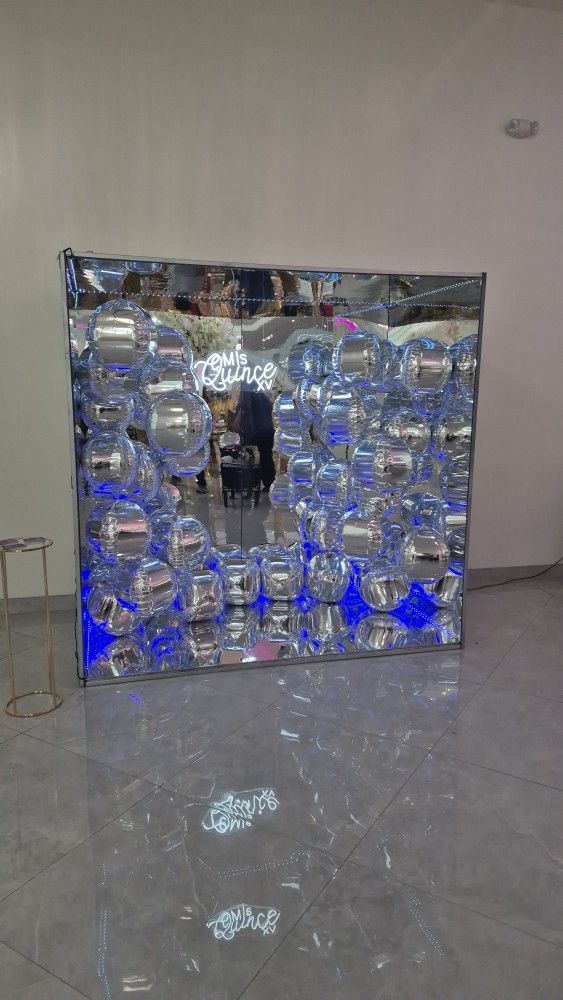 The Mirror Box