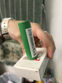 21700 Rechargeable Batteries 3 Pack 