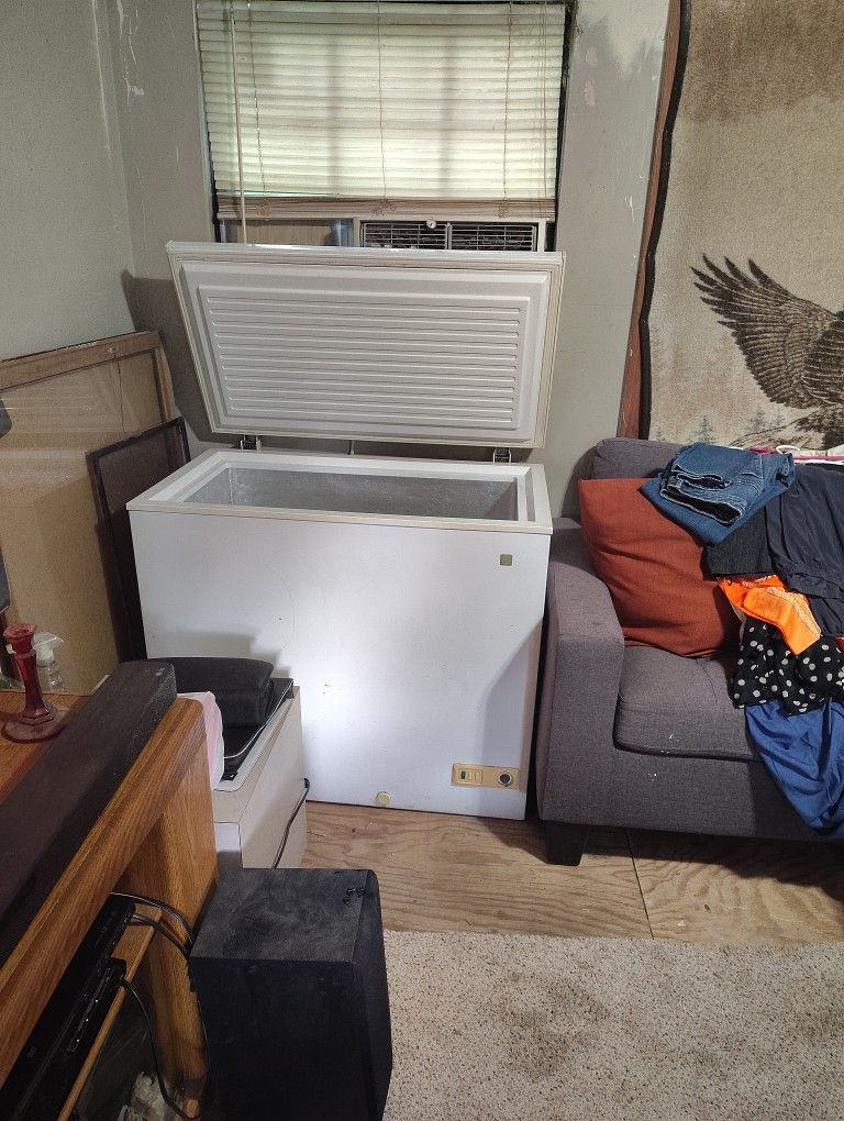 Chest Deep Freezer