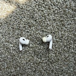 AirPod Pros 2 USB C