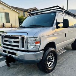 2013 Ford E-350