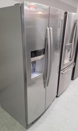 Maytag Side-by-Side Stainless Steel Refrigerator Fridge
