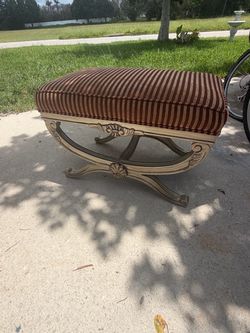 Vintage Louis XV Bassett Ottoman Bench