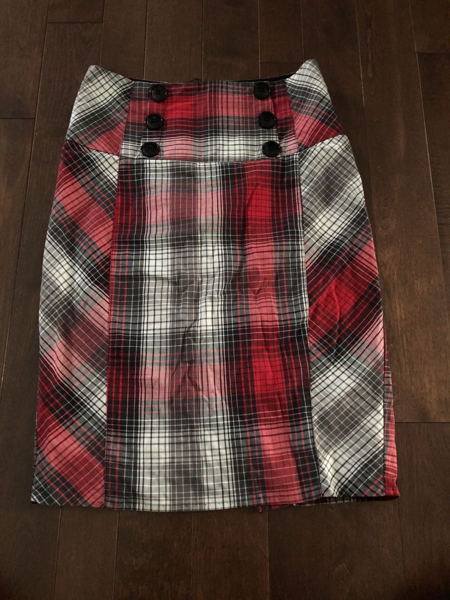 Juniors pencil skirt