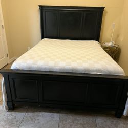 Queen Bed And Dresser 