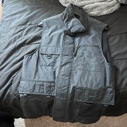 Men’s Vest Size M $15