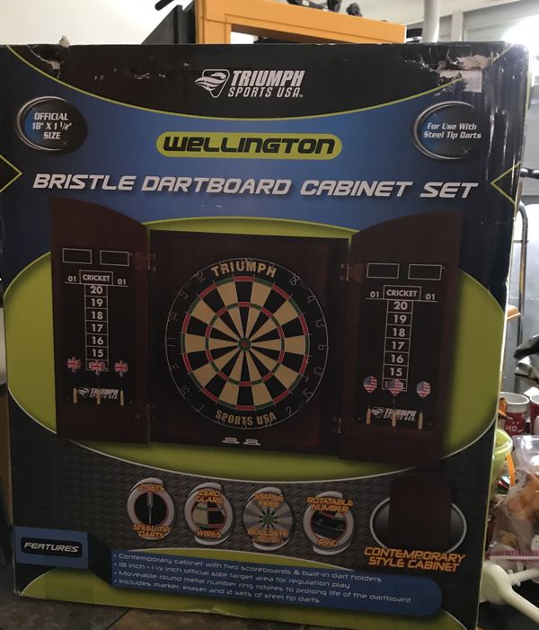 Wellington Bristle Dartboard Cabinet Set For Sale In Murrieta Ca