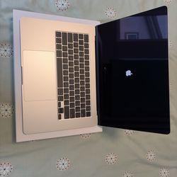 firm price M4 15 inch MacBook Air Starlight 100% battery 16GB RAM 256 GB SSD in warranty