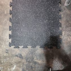 Heavy Duty Rubber Puzzle Mats 