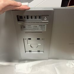 Samsung M9 4k oled monitor