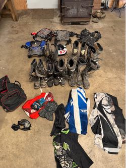 Dirt bike gear