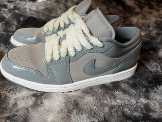 Jordan’s Men Size 8.5