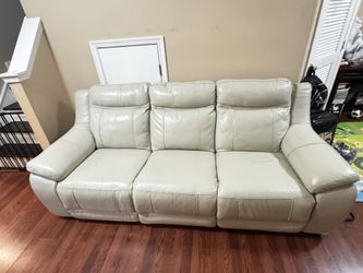 Leather Sofá