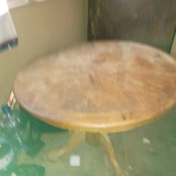 Table With Chairs ANTIQUE 