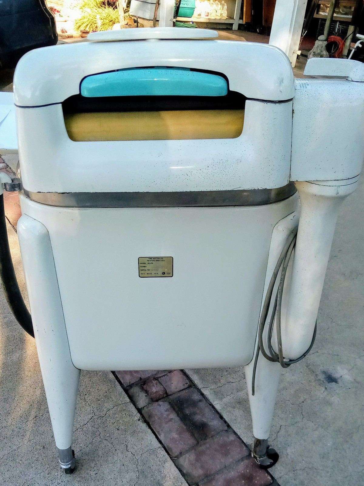 Very Nice 1920’s Maytag E2LPS Washing Machine