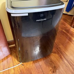 Frigidaire Portable AC Unit 12000 BTU